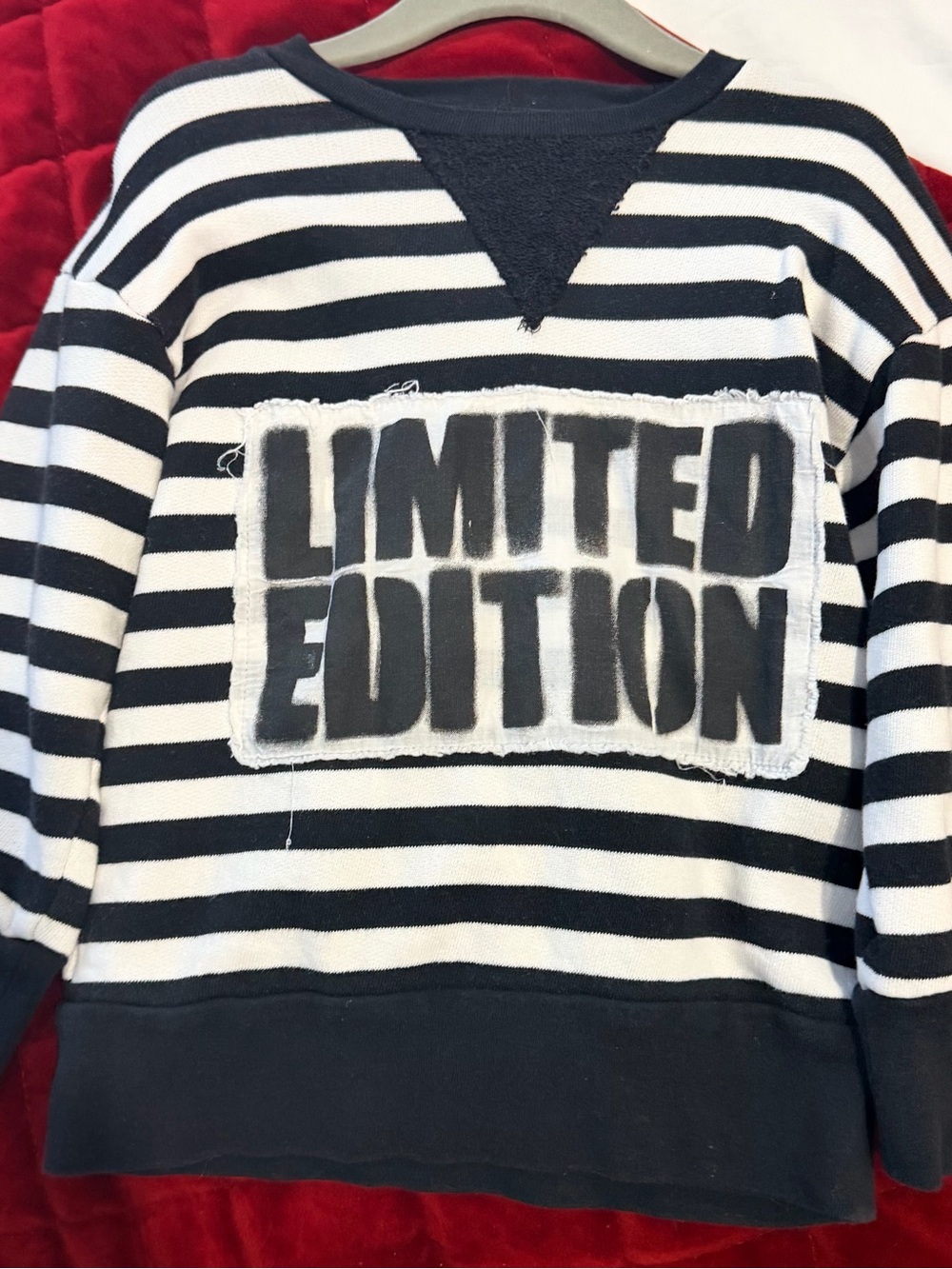 NUNUNU Limited Edition Striped Distressed Sweatshirt 2-3Y Unisex
